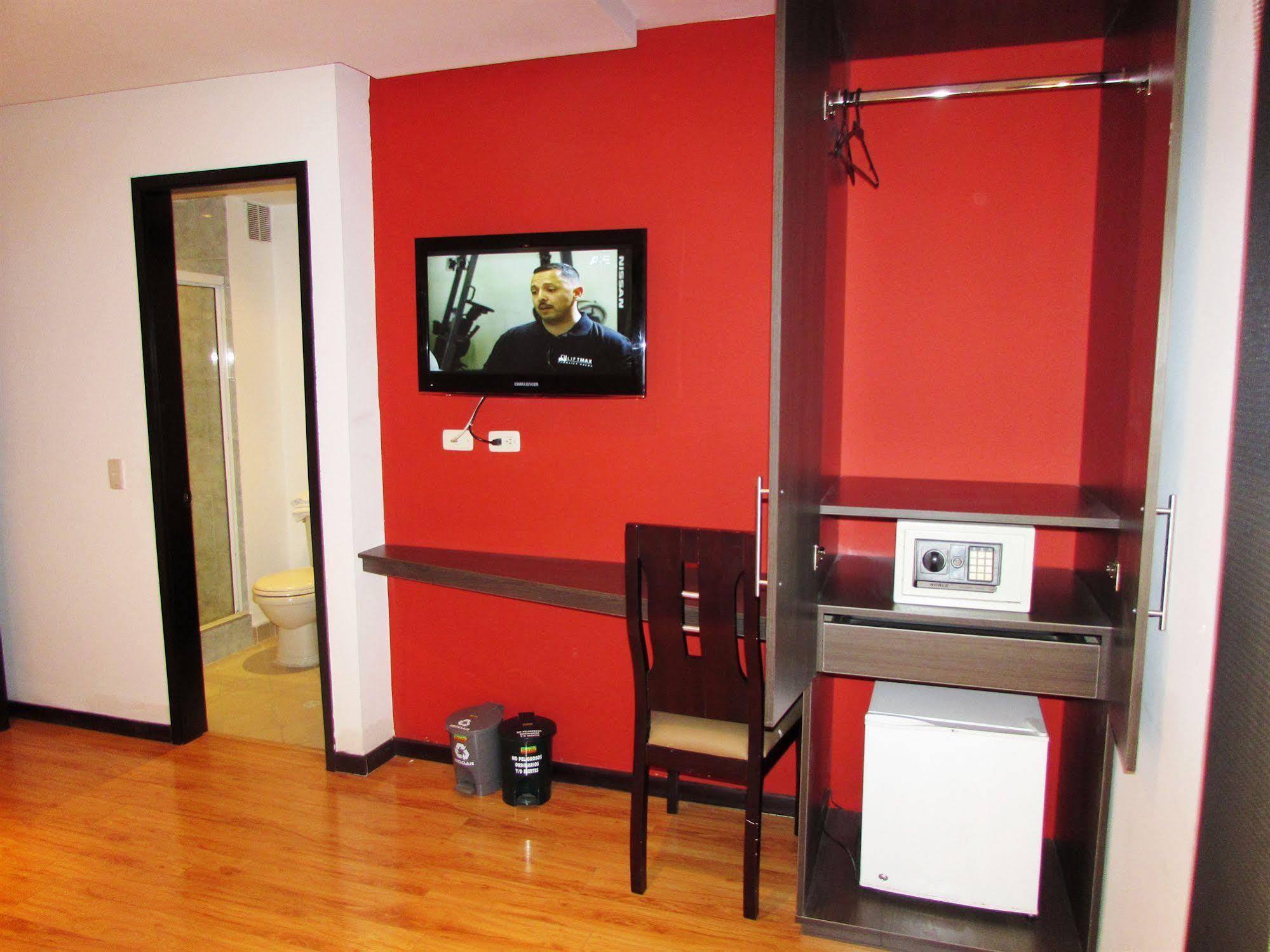 Hotel American Deluxe Bogota Exterior photo